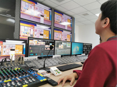 科学参造化,慧眼识风云 -- 天问国际高中赴宜昌市气象局开展社会实践活动